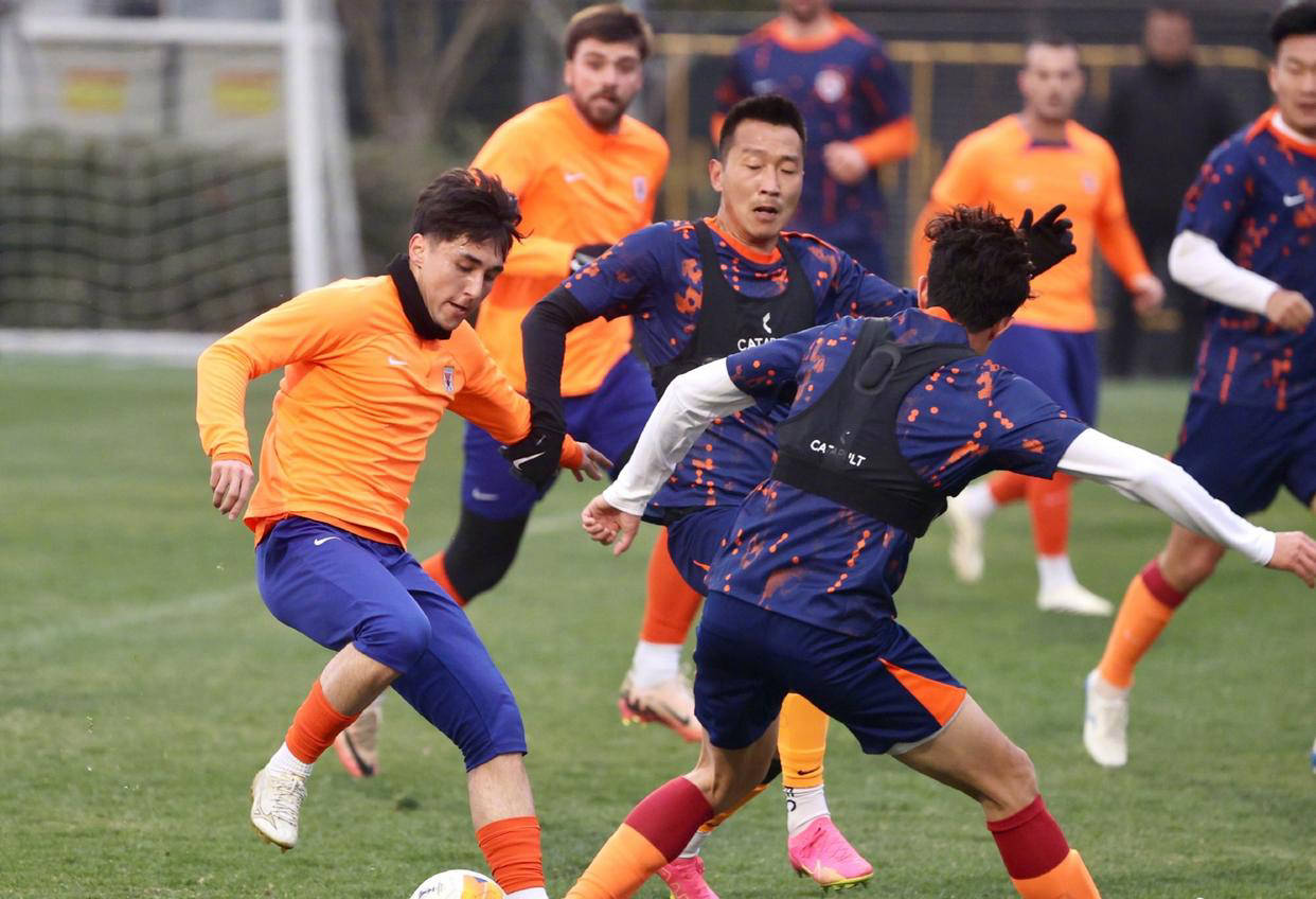 爱游戏下载-关于训练课后体能课后，山东泰山篮板制胜备战亚冠，值得警惕，数据层面出现新趋势的信息