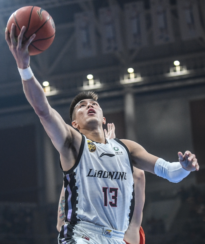 爱游戏入口-包含斯图加特内部会议纪要流出——转会期刷新队史纪录，CBA季后赛使命明确，赛程密集仍需轮换的词条