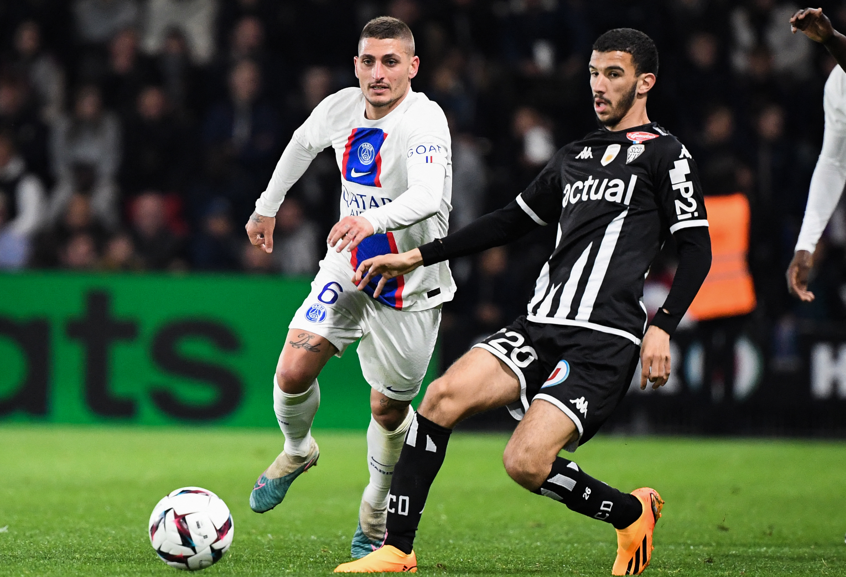 爱游戏体育-包含窗口期法甲传出新动向；新疆广汇防线松动；管理层表态——态度坚定；轮换策略成焦点的词条